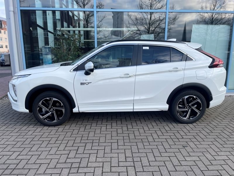 Gebraucht 2023 Mitsubishi Eclipse Cross 2.4 El_Hybrid 98 PS (39.990