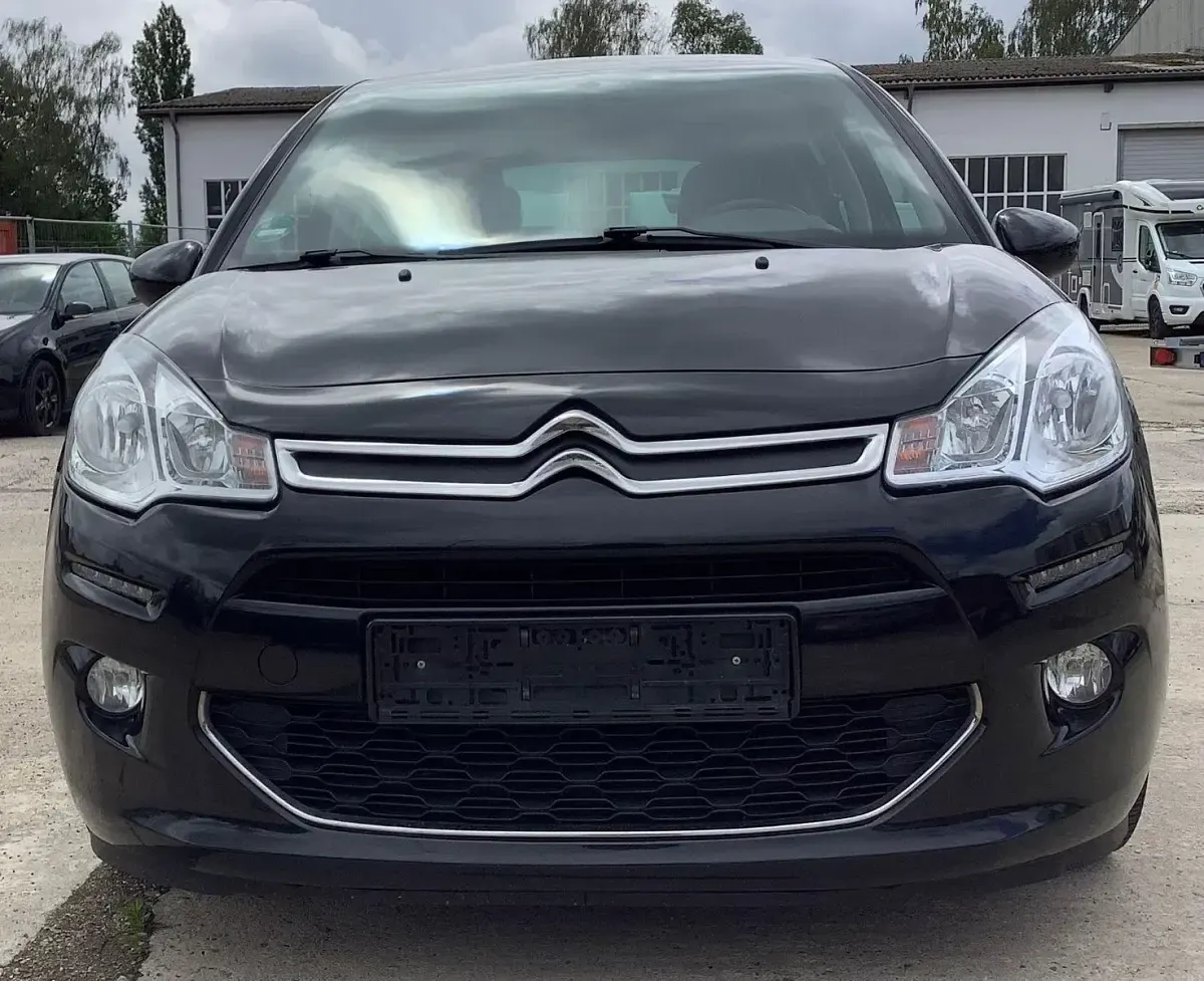 Gebraucht Citroën C3 Exclusive 110 PS (80 kW) 2016 Schwarz Kleinwagen