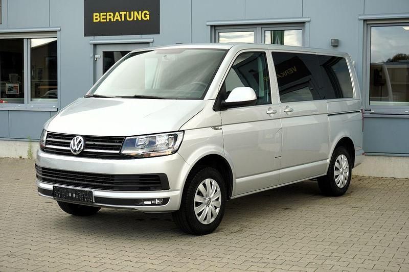 Gebraucht VW Caravelle Comfortline 150 PS (110 kW) 2018 Silber Van / Kleinbus