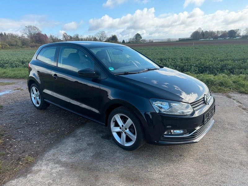 Gebraucht VW Polo Highline 66 PS (48 kW) 2014 Schwarz Kleinwagen