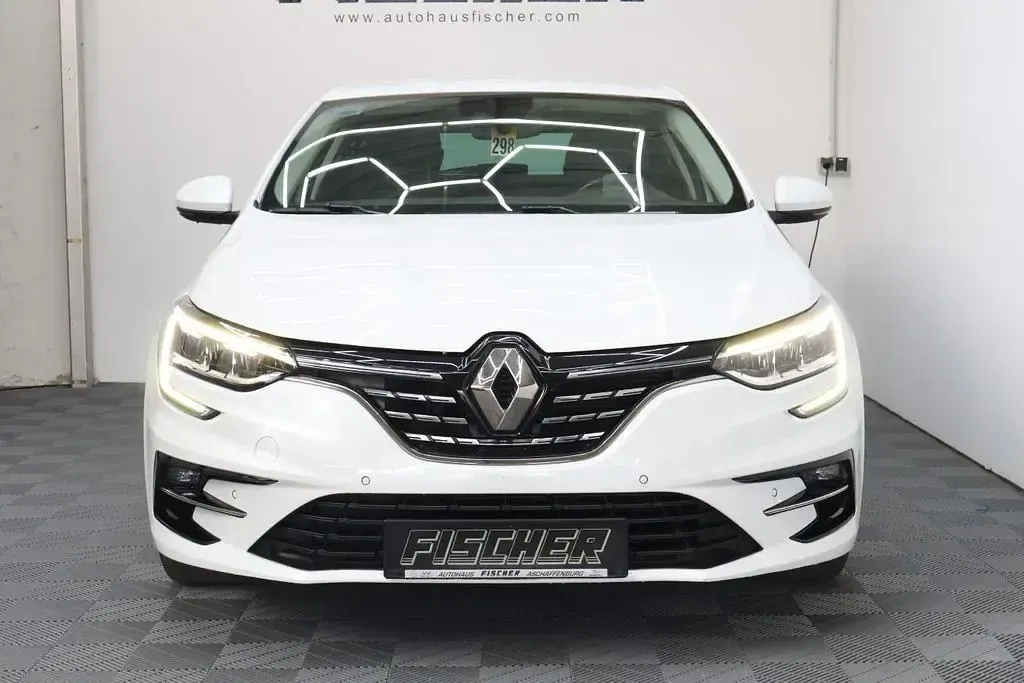 Gebraucht Renault Mégane IV Intens 160 PS (117 kW) 2021 Weiß Limousine
