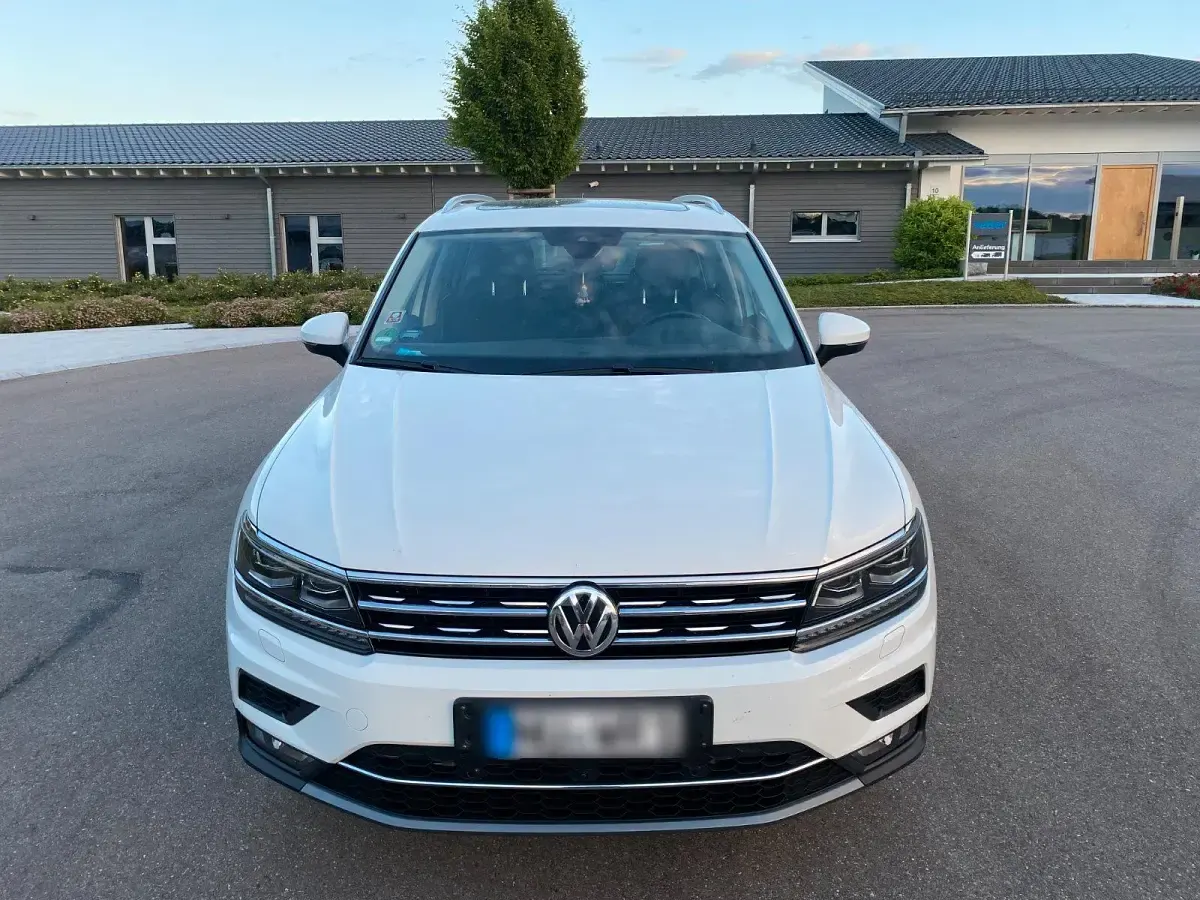 Gebraucht VW Tiguan 190 PS (139 kW) 2018 Weiß SUV