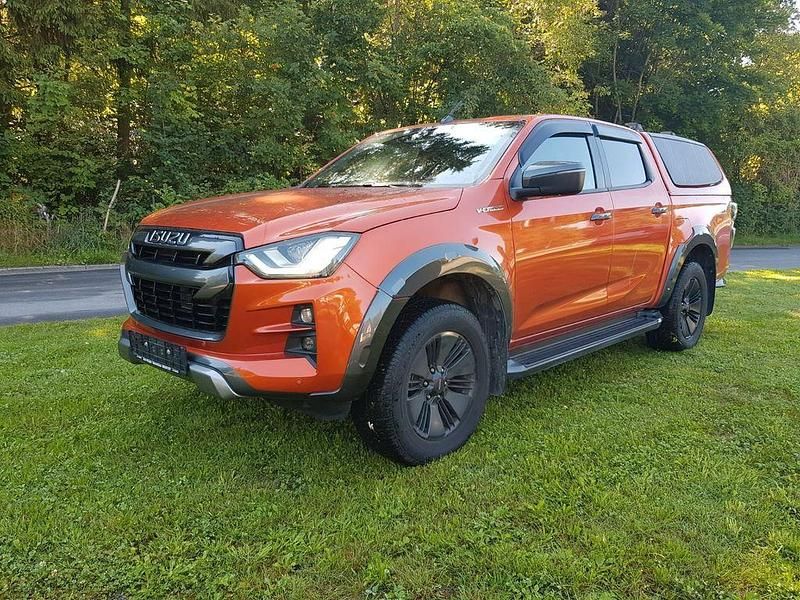 Orange Gebraucht 2022 Isuzu D-Max Abholung | 36.390 € (Fairer Preis) - Bild 1/4