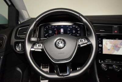 Gebraucht VW Golf VII Join 150 PS (110 kW) 2018 Silber metallic Kombi