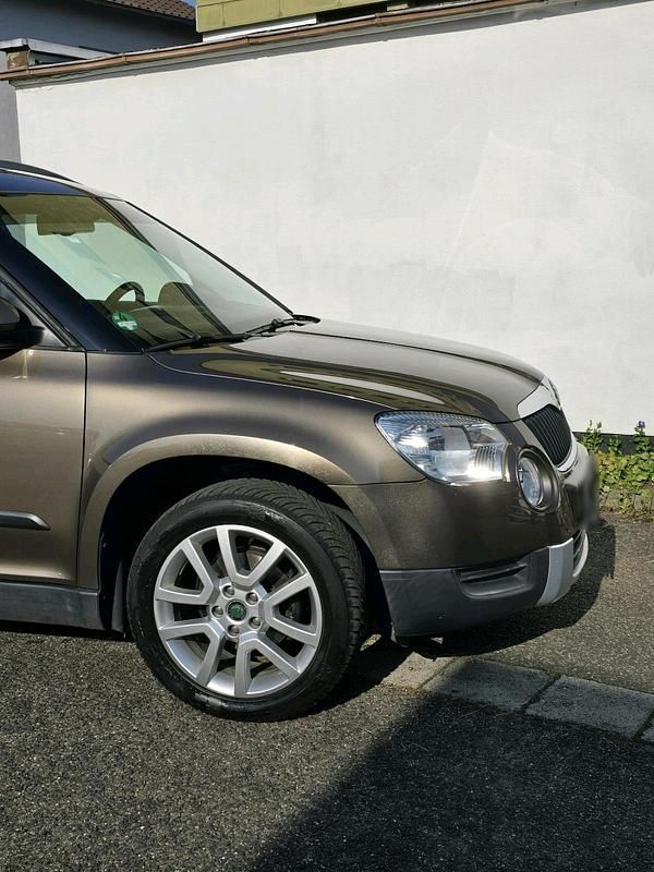 Gebraucht Skoda Yeti 122 PS (89 kW) 2010 Braun SUV