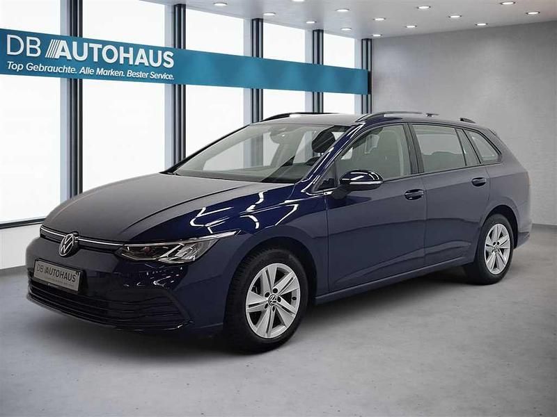 Blau Gebraucht 2023 VW Golf VIII Life Kombi | 21.260 € (Guter Preis) - Bild 1/4
