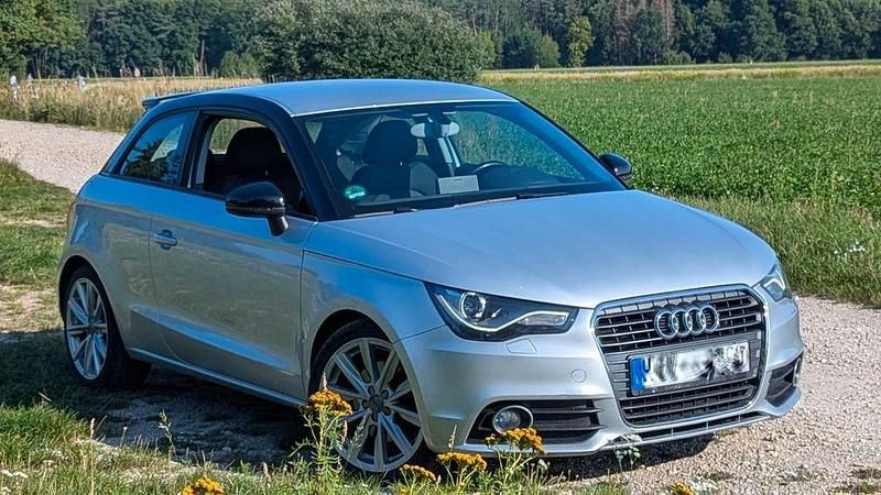 Silber Gebraucht 2012 Audi A1 Ambition Kleinwagen | 8.200 € (Guter Preis) - Bild 1/4