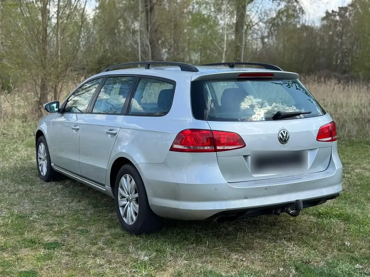 Gebraucht VW Passat 140 PS (102 kW) 2011 Silber Kombi