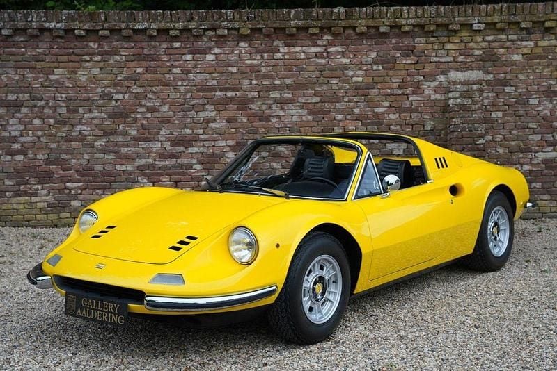 Usata Ferrari Dino 246 1973 Giallo Cabrio