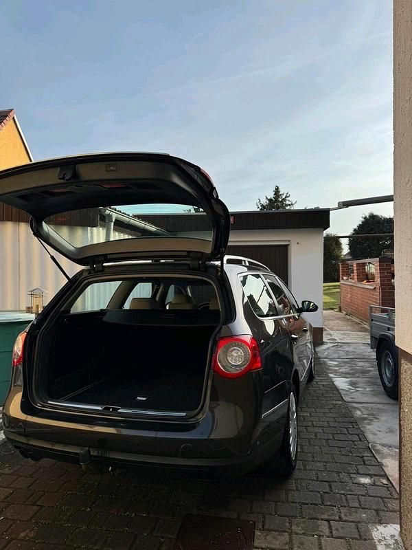 Gebraucht VW Passat 170 PS (125 kW) 2010 Braun Kombi