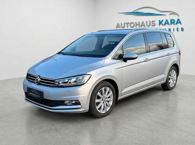 Gebraucht VW Touran Highline 150 PS (110 kW) 2016 Silber Van / Kleinbus