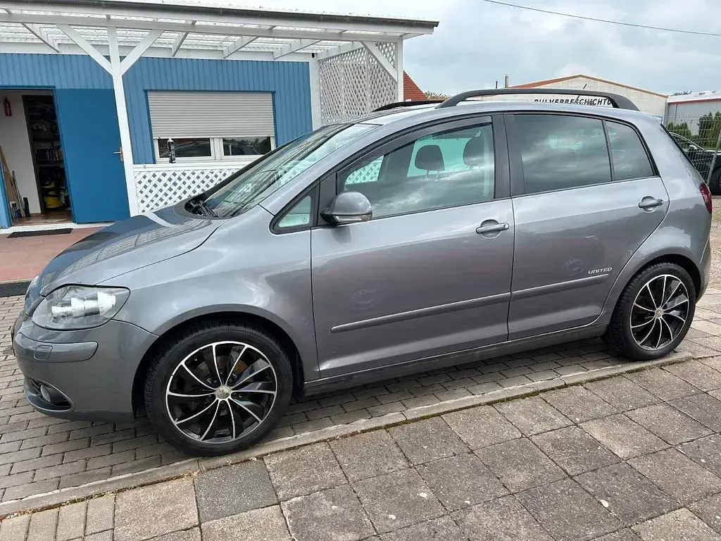 Gebraucht VW Golf VI United 122 PS (89 kW) 2008 Grau Kleinwagen