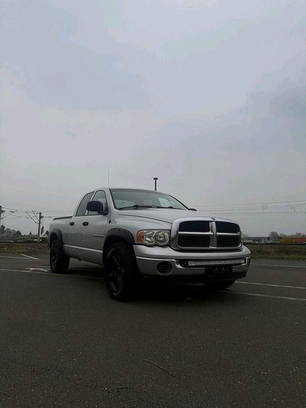 Usata Dodge Ram 345 CV (253 kW) 2005 Argento Pick-up