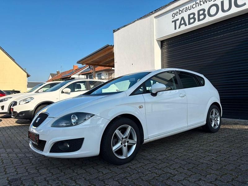Gebraucht Seat Leon Reference 105 PS (77 kW) 2012 Weiß Limousine