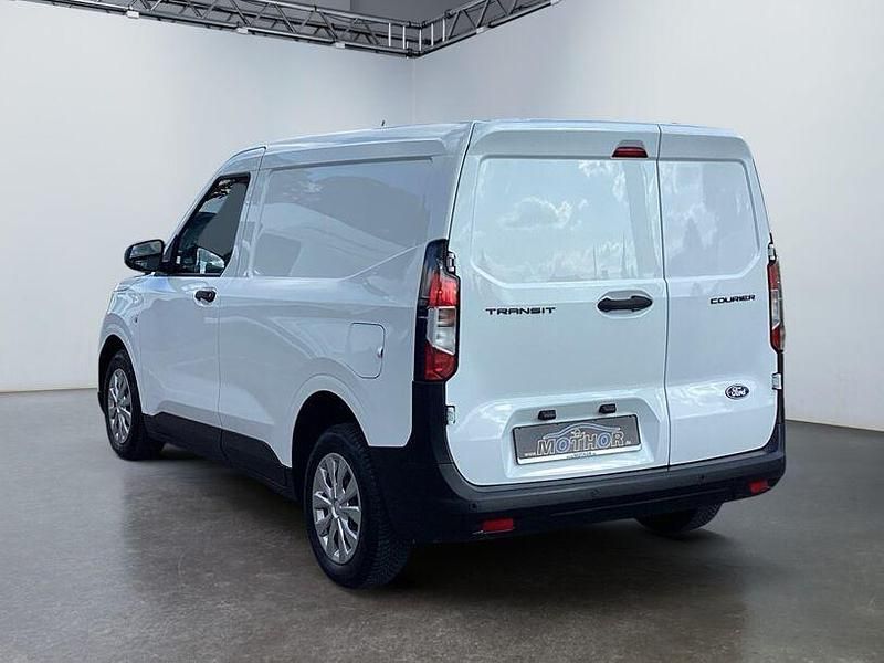 Gebraucht Ford Transit Trend 101 PS (74 kW) 2024 Frostweiß Limousine