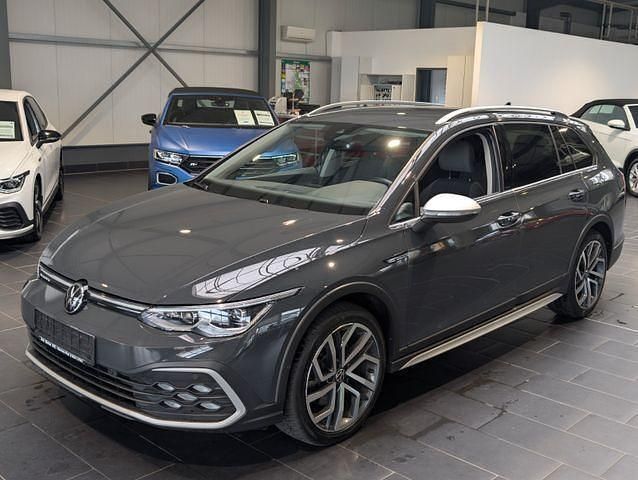 Grau Gebraucht 2022 VW Golf Alltrack Kombi | 25.900 € (Fairer Preis) - Bild 1/4