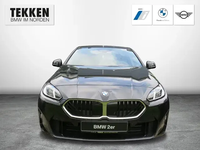 Neu BMW 216 122 PS (89 kW) 2026 Black sapphire metallic Limousine