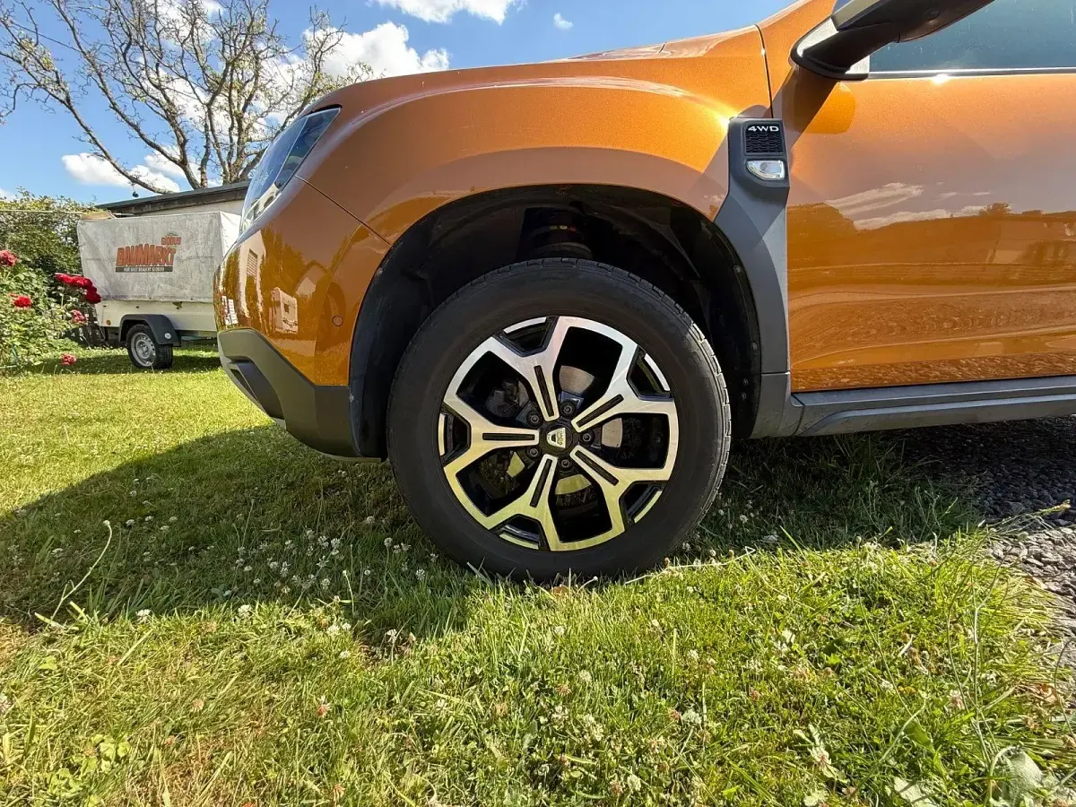 Gebraucht Dacia Duster Prestige 125 PS (91 kW) 2018 Orange SUV