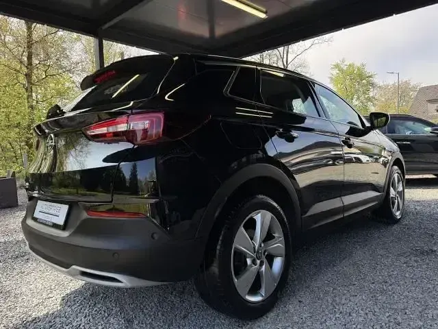 Gebraucht Opel Grandland X Innovation 131 PS (96 kW) 2020 Schwarz metallic SUV