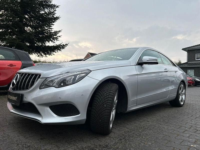 Gebraucht Mercedes E200 184 PS (135 kW) 2016 Silber Coupé