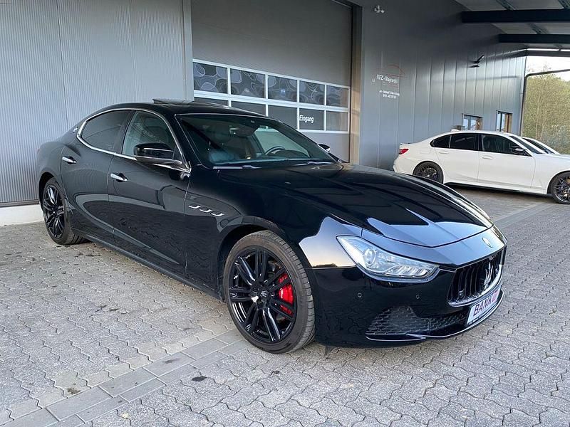 Gebraucht Maserati Ghibli 349 PS (256 kW) 2016 Schwarz Coupé