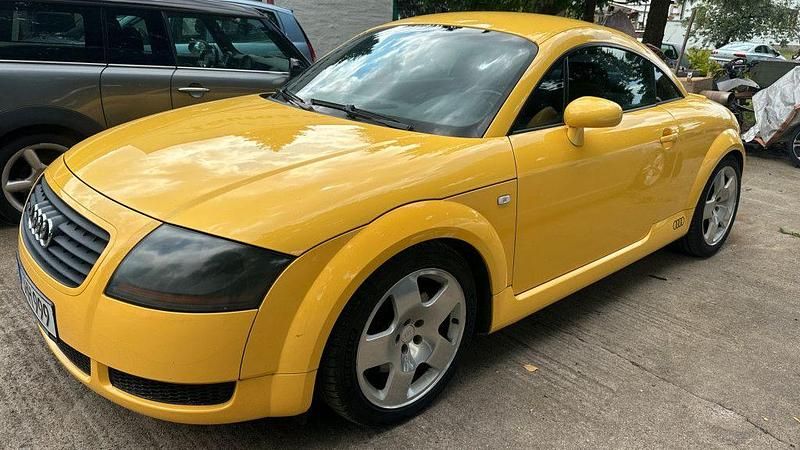 Gelb Gebraucht 2002 Audi TT Comfort Coupé | 11.490 € (Teuer) - Bild 1/4