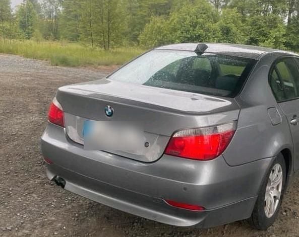 Gebraucht BMW 520 170 PS (125 kW) 2005 Gold Limousine