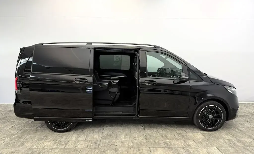 Neu Mercedes V300 Exclusive 237 PS (174 kW) 2026 Schwarz Van / Kleinbus