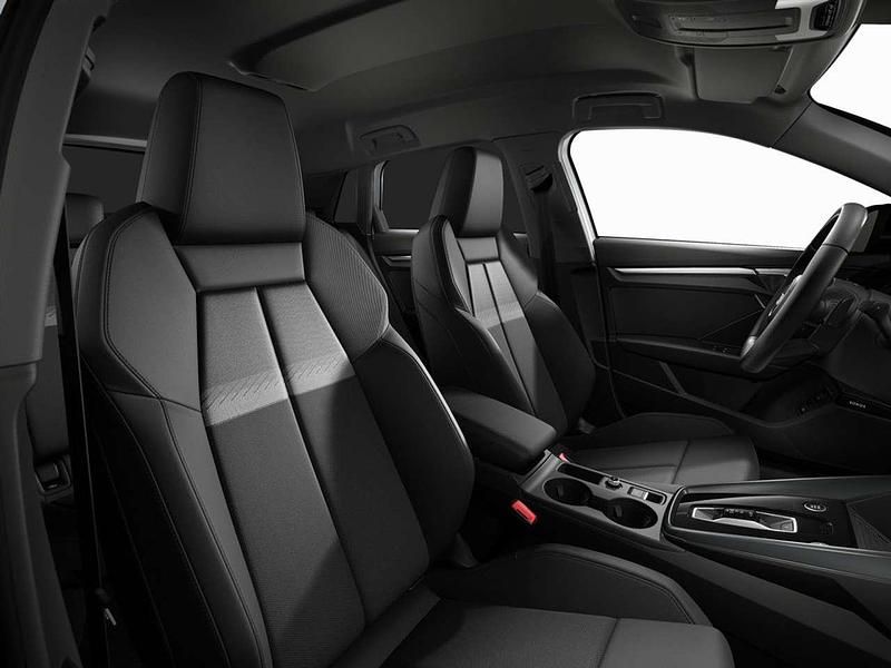 Gebraucht Audi A3 Ambiente 204 PS (150 kW) 2025 Weiß Limousine