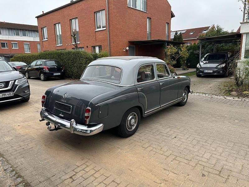 Gebraucht Mercedes 190 1961 Grau Limousine