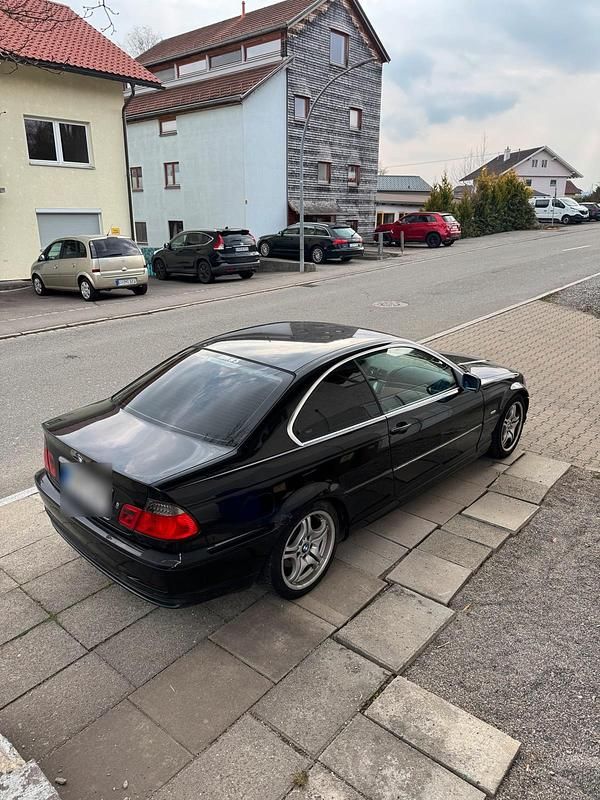 Second-hand BMW 325 192 CP (141 kW) 2000 Negru Coupe