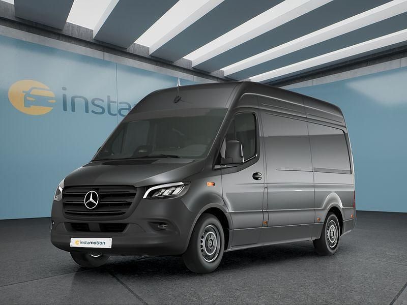 Grau Gebraucht 2024 Mercedes Sprinter Van | 47.349 € (Teuer) - Bild 1/4