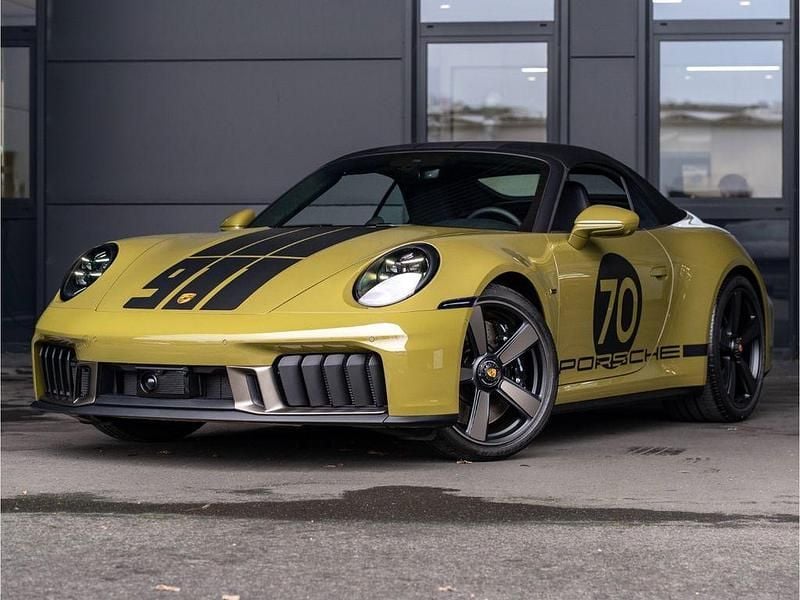 Gruen Neu 2025 Porsche 992 Cabrio | 239.590 € (Superpreis) - Bild 1/4