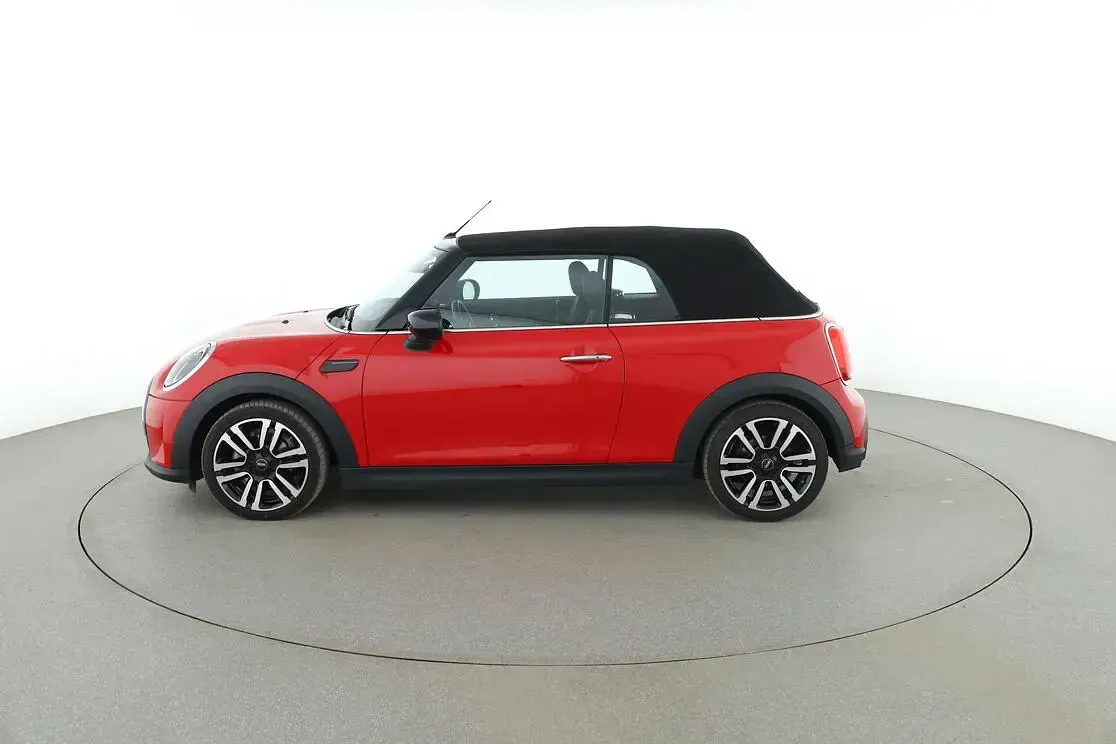 Gebraucht Mini Cooper Cabriolet Classic 136 PS (100 kW) 2023 Rot Cabrio