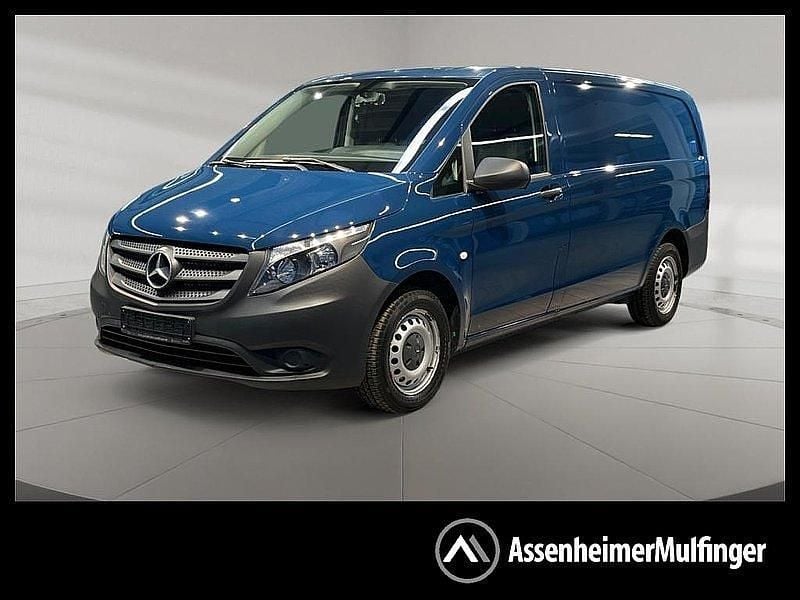 Navyblau Gebraucht 2018 Mercedes Vito Van | 16.946 € (Guter Preis) - Bild 1/4
