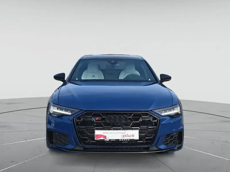 Gebraucht Audi S6 Ambiente 344 PS (253 kW) 2025 Ascariblau metallic brillantschwarz Limousine