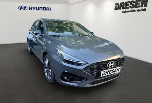 Neu Hyundai i30 Advantage 150 PS (110 kW) 2025 Grau Limousine