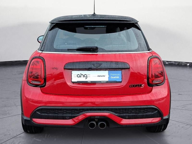 Gebraucht Mini Cooper S Classic 178 PS (130 kW) 2022 Rot Kleinwagen