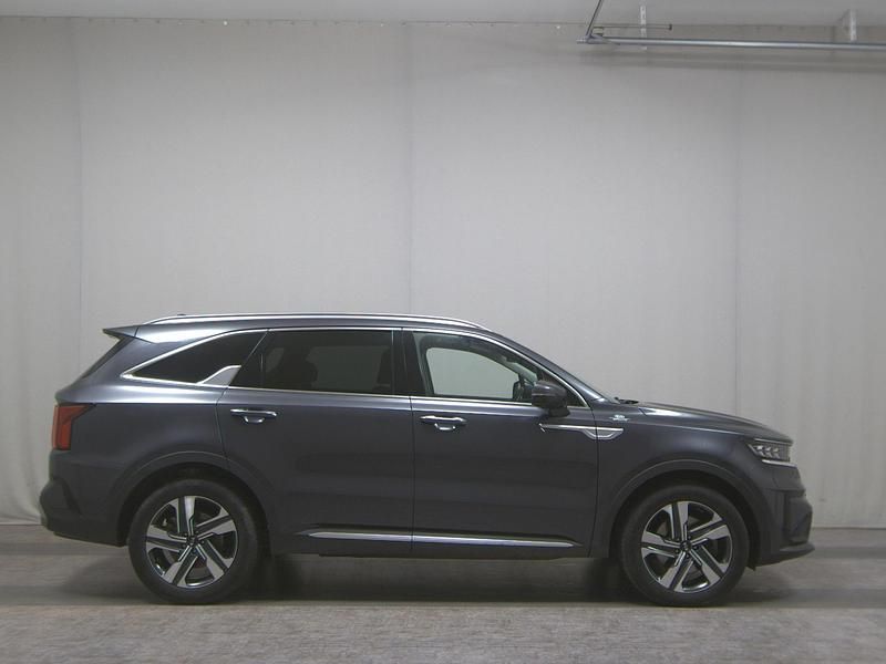 Grau Gebraucht 2021 Kia Sorento Spirit SUV | 25.980 € (Superpreis) - Bild 1/4