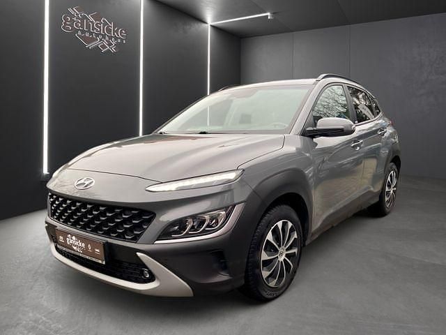 Grau Gebraucht 2021 Hyundai Kona Intro Edition SUV | 16.950 € (Fairer Preis) - Bild 1/3