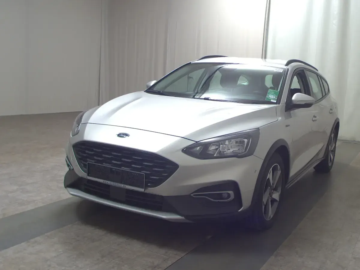 Usata Ford Focus Active 120 CV (88 kW) 2022 Argento Station wagon