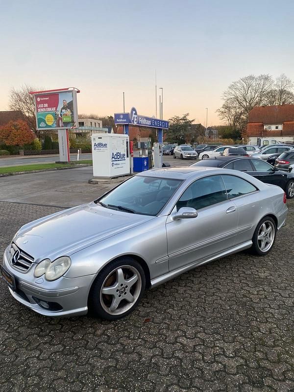 Gebraucht Mercedes CLK320 217 PS (159 kW) 2007 Grau Coupé