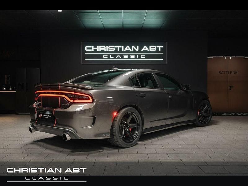 Używany Dodge Charger 717 KM (527 kW) 2020 Szary Sedan/Limuzyna