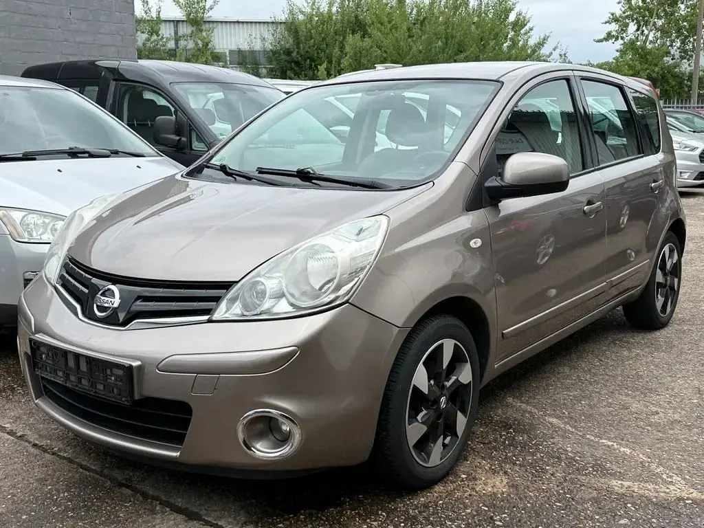 Gebraucht Nissan Note I-Way 88 PS (64 kW) 2012 Silber Kleinwagen
