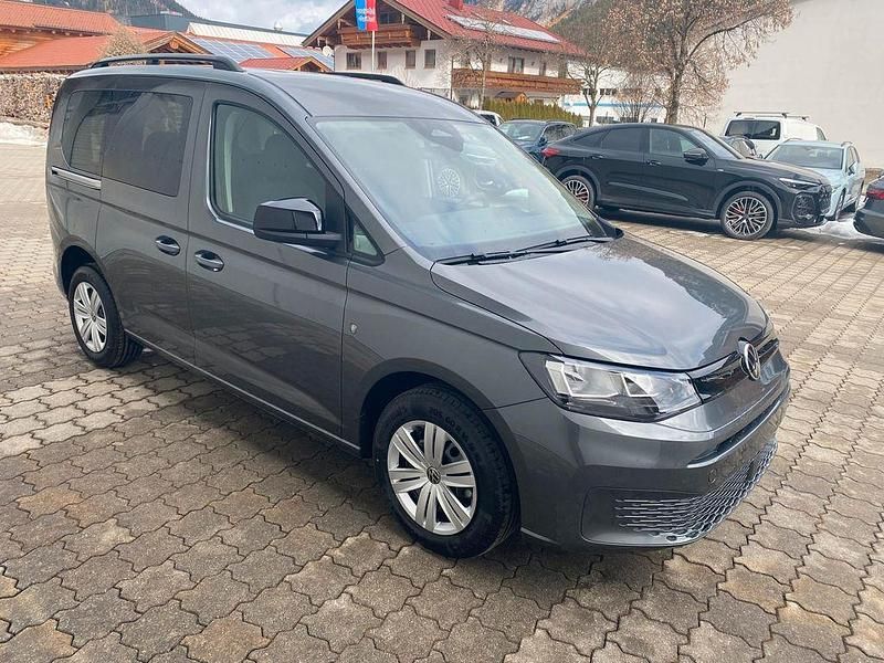 Neu VW Caddy 116 PS (85 kW) 2026 Grau Van / Kleinbus