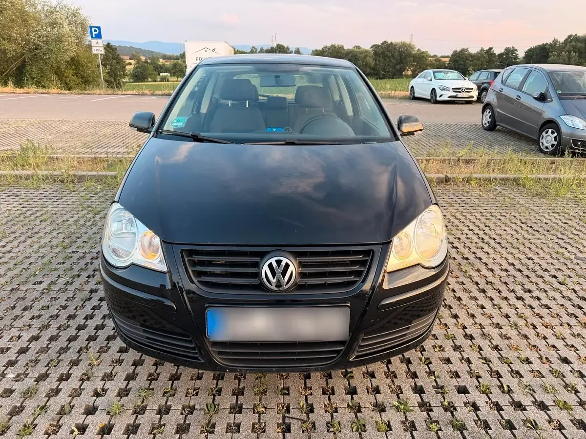 Gebraucht VW Polo 68 PS (50 kW) 2008 Schwarz Kleinwagen