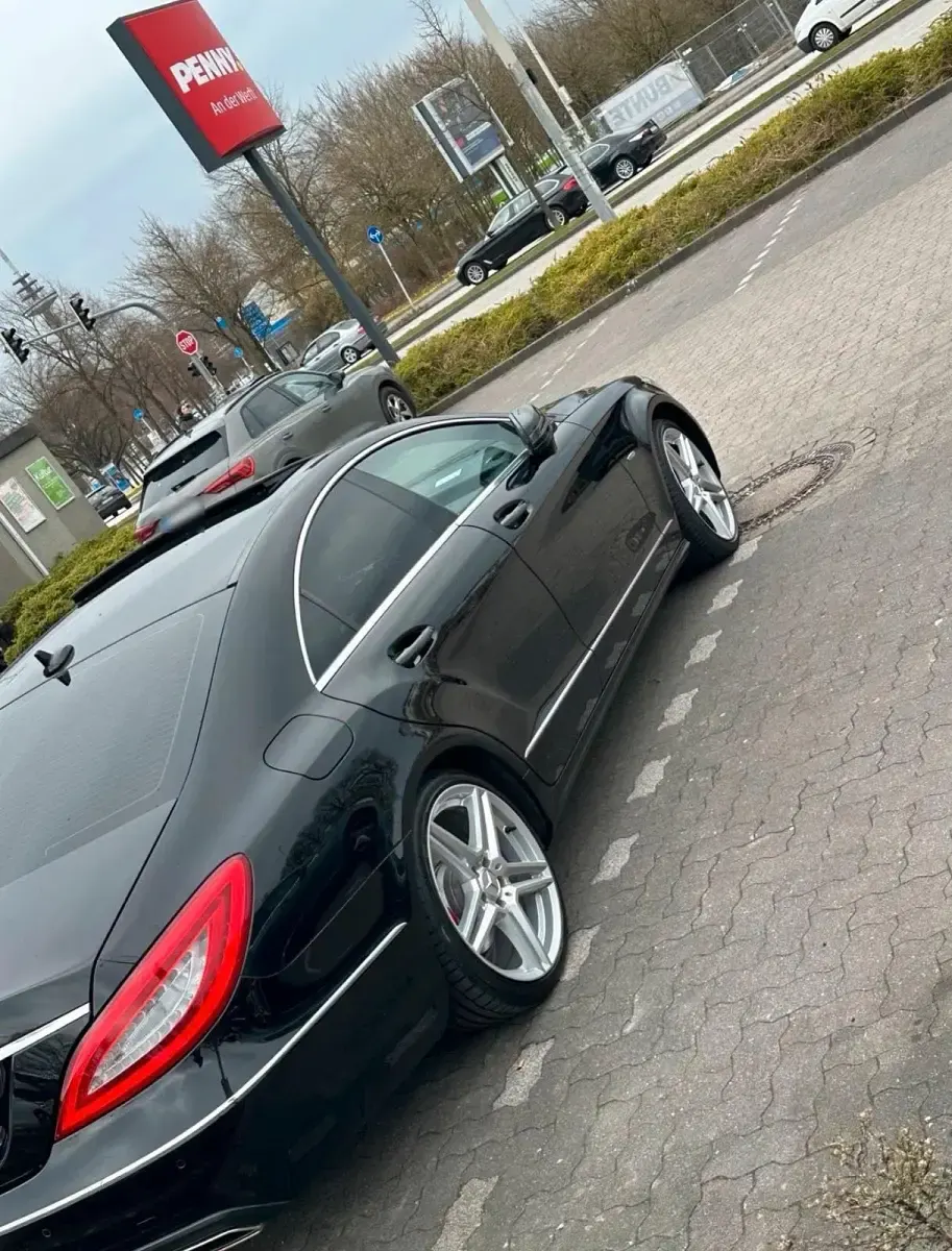 Gebraucht Mercedes CLS350 306 PS (225 kW) 2011 Schwarz Coupé