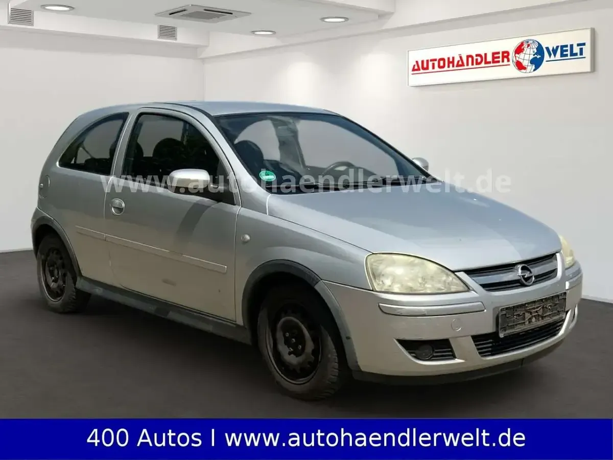 Gebraucht Opel Corsa 80 PS (58 kW) 2005 Silber Kleinwagen