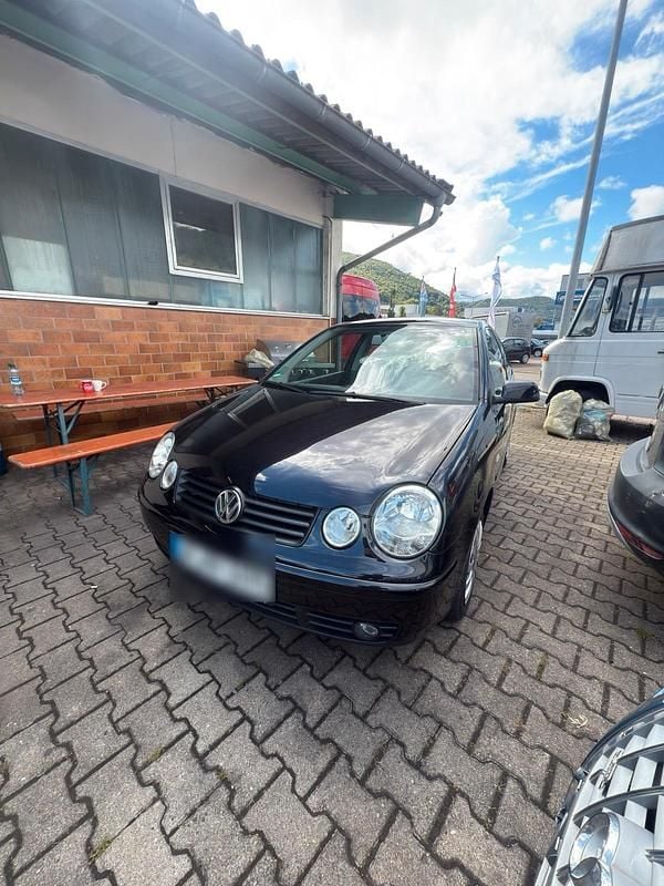 Schwarz Gebraucht 2002 VW Polo Coupé | 700 € (Guter Preis) - Bild 1/4
