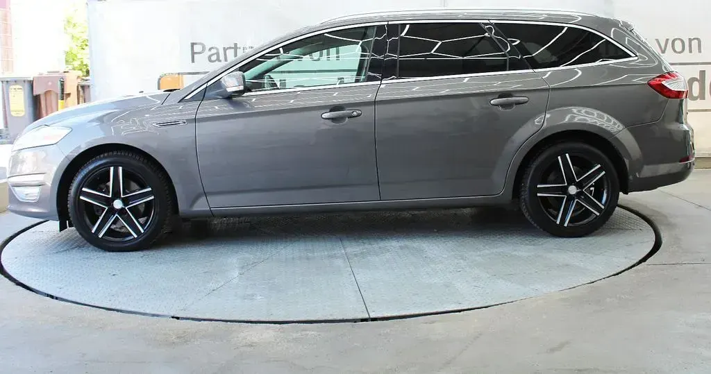 Gebraucht Ford Mondeo 160 PS (117 kW) 2012 Brisbane brown/lunar sky Kombi